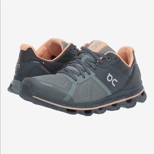 On Cloudace Women’s Shoes Size 8